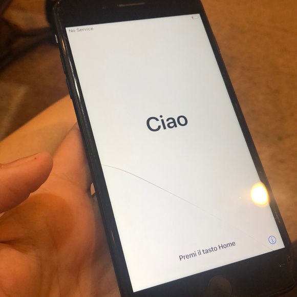 IPhone 7 Plus 128GB (one crack across the screen) Works great!